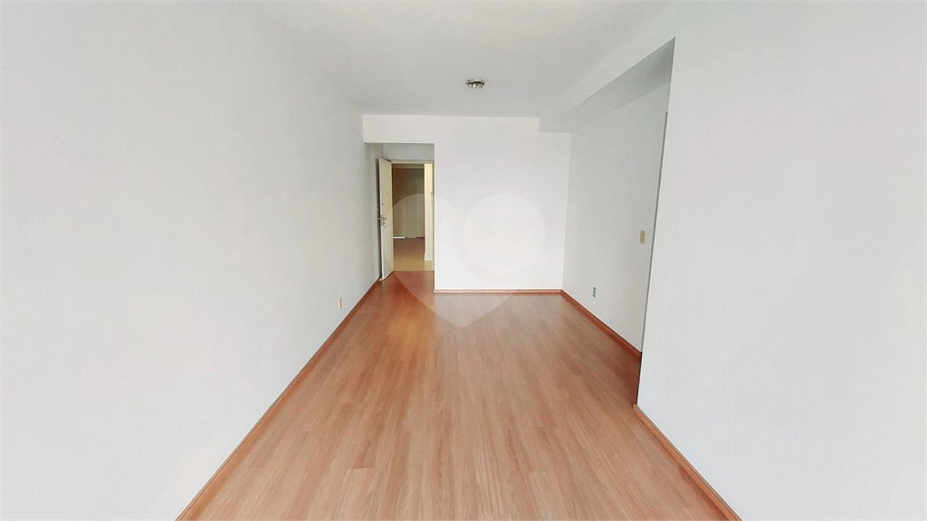 Apartamento à venda com 3 quartos, sendo 1 suíte, em Vila Olímpia, São Paulo, SP