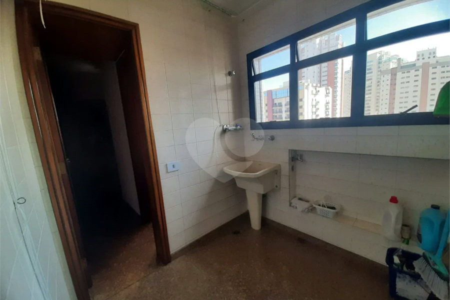 Apartamento à venda com 3 suítes em Tatuapé, São Paulo, SP