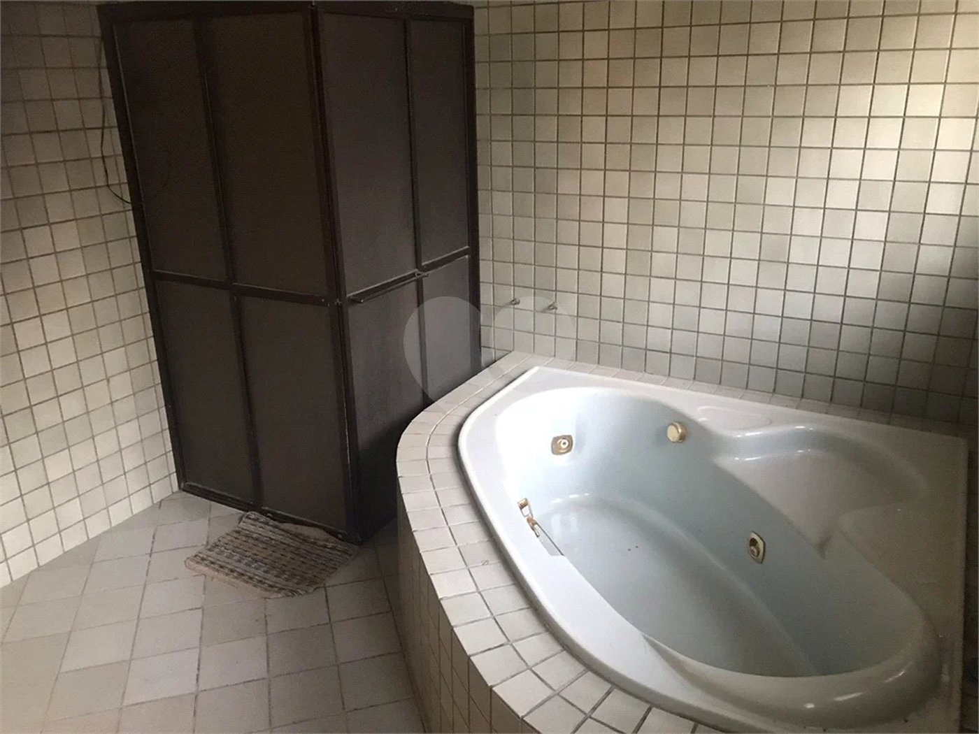 Sobrado à venda com 5 quartos, sendo 1 suíte, em Tremembé, São Paulo, SP