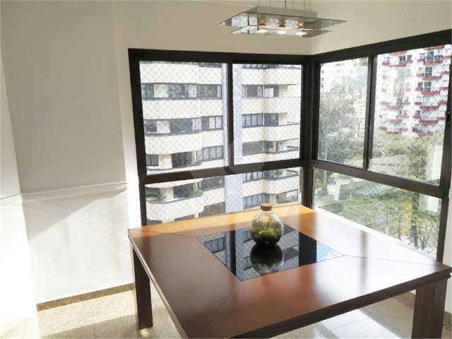 Apartamento à venda com 3 suítes em Morumbi, São Paulo, SP