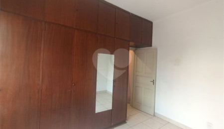 Sobrado à venda com 3 quartos em Cambuci, São Paulo, SP