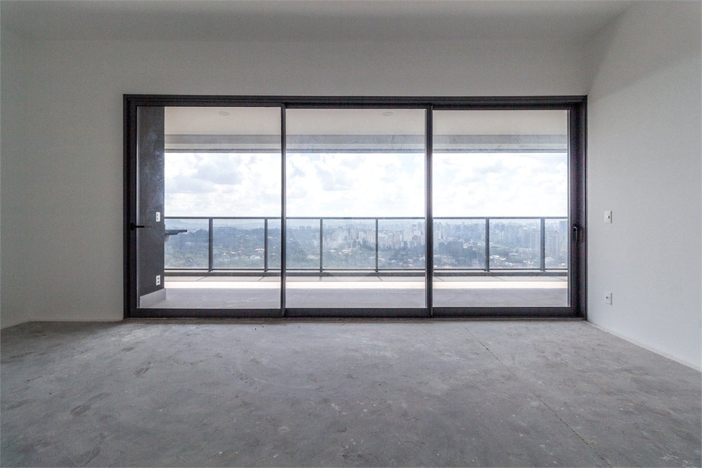 Apartamento à venda ou para alugar com 4 quartos, sendo 3 suítes, em Jardim Morumbi, São Paulo, SP