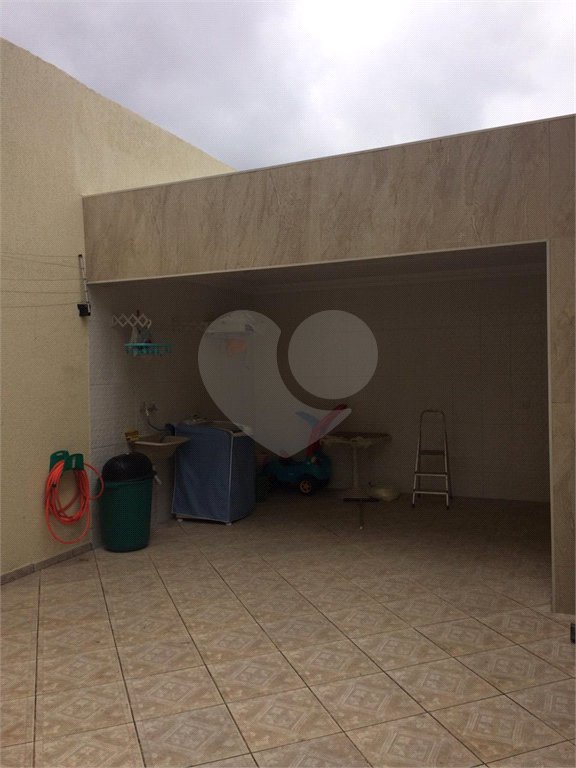 Casa à venda com 3 quartos, sendo 1 suíte, em Jardim Adriana, Guarulhos, SP