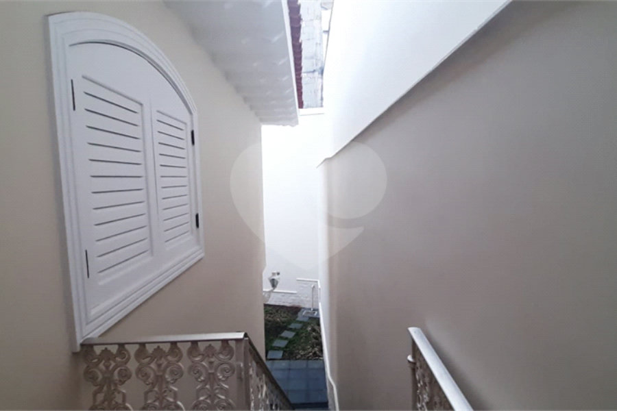 Sobrado à venda com 4 quartos, sendo 2 suítes, em Jardim França, São Paulo, SP
