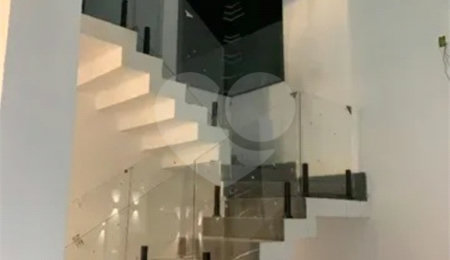 Casa à venda com 3 suítes no condomínio Vale das Águas, Bragança Paulista - SP