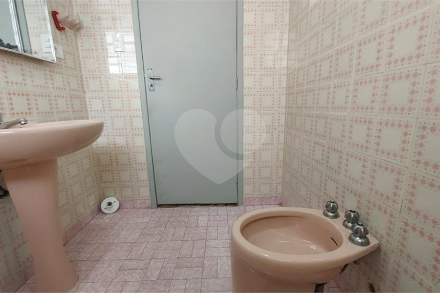 Sobrado à venda ou para alugar com 3 quartos, sendo 2 suítes,  em Vila Mascote, São Paulo, SP