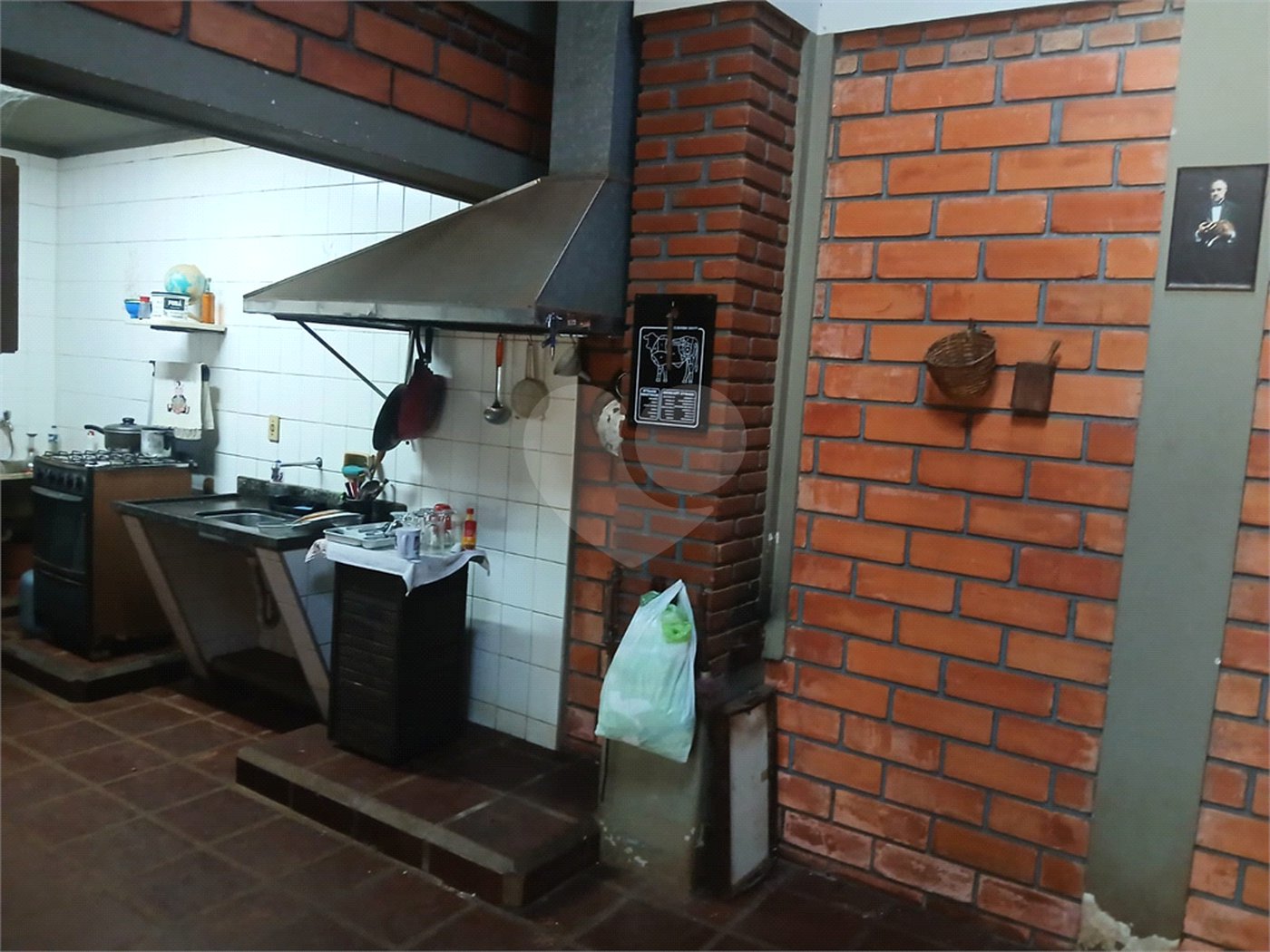 Casa à venda com 4 quartos, sendo 2 suítes,  em Parque da Lagoa, Itapetininga, SP