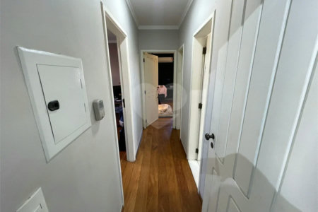 Casa à venda com 4 suítes no condomínio Fechado, São Paulo - SP