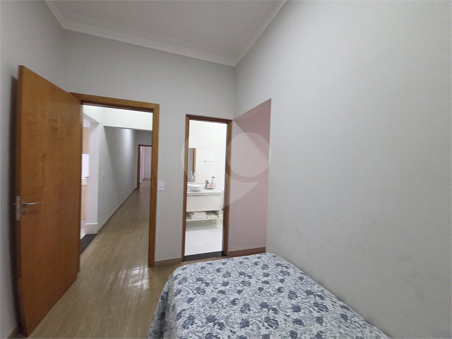 Casa à venda com 3 suítes no condomínio Village Ipanema I, Araçoiaba da Serra - SP