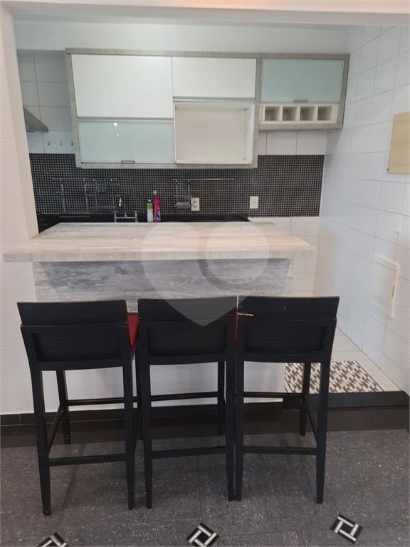 Apartamento à venda ou para alugar com 3 quartos, sendo 1 suíte, em Cidade São Francisco, São Paulo, SP