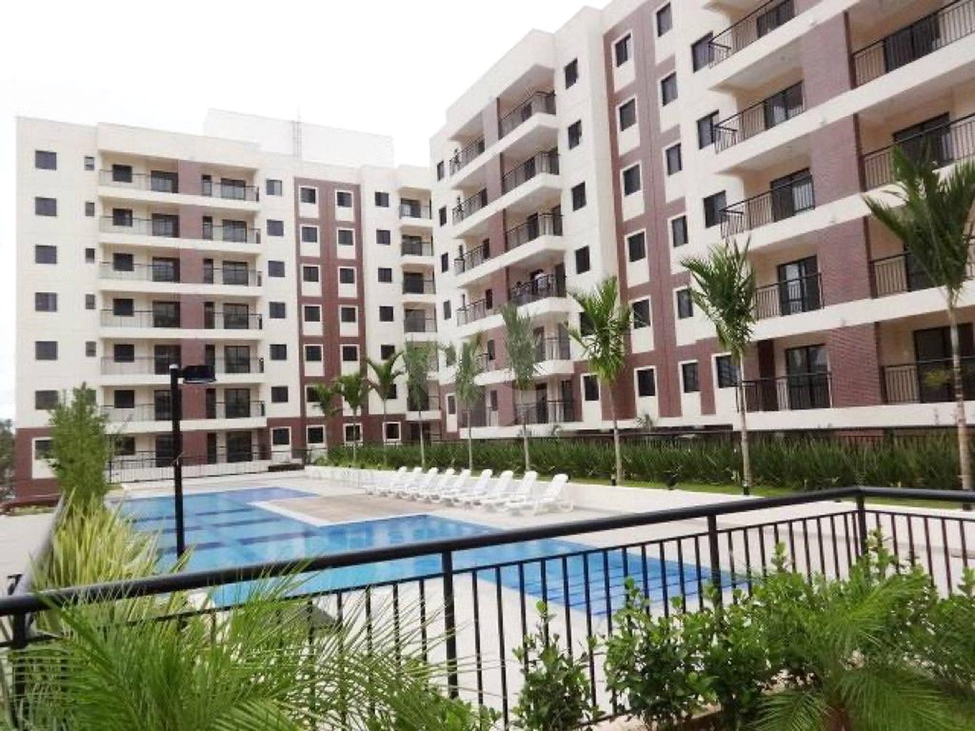 Apartamento à venda ou para alugar com 2 quartos, sendo 1 suíte, em Condomínio Granja Viana Ii, Cotia, SP