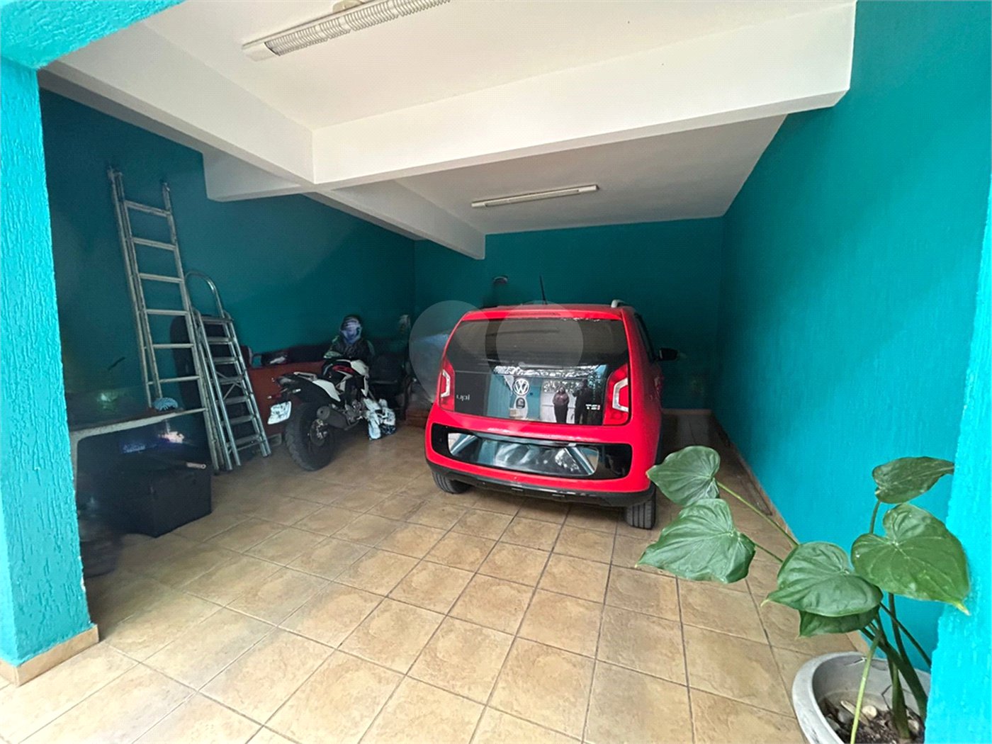 Sobrado à venda com 3 quartos, sendo 1 suíte, em Tremembé, São Paulo, SP