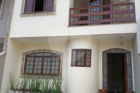 Casa à venda com 3 quartos, sendo 1 suíte, em Chácara Jafet, Mogi das Cruzes, SP