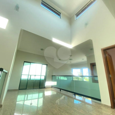 Casa à venda com 4 quartos, sendo 2 suítes, no condomínio Bosque de Grevilea, Vinhedo - SP
