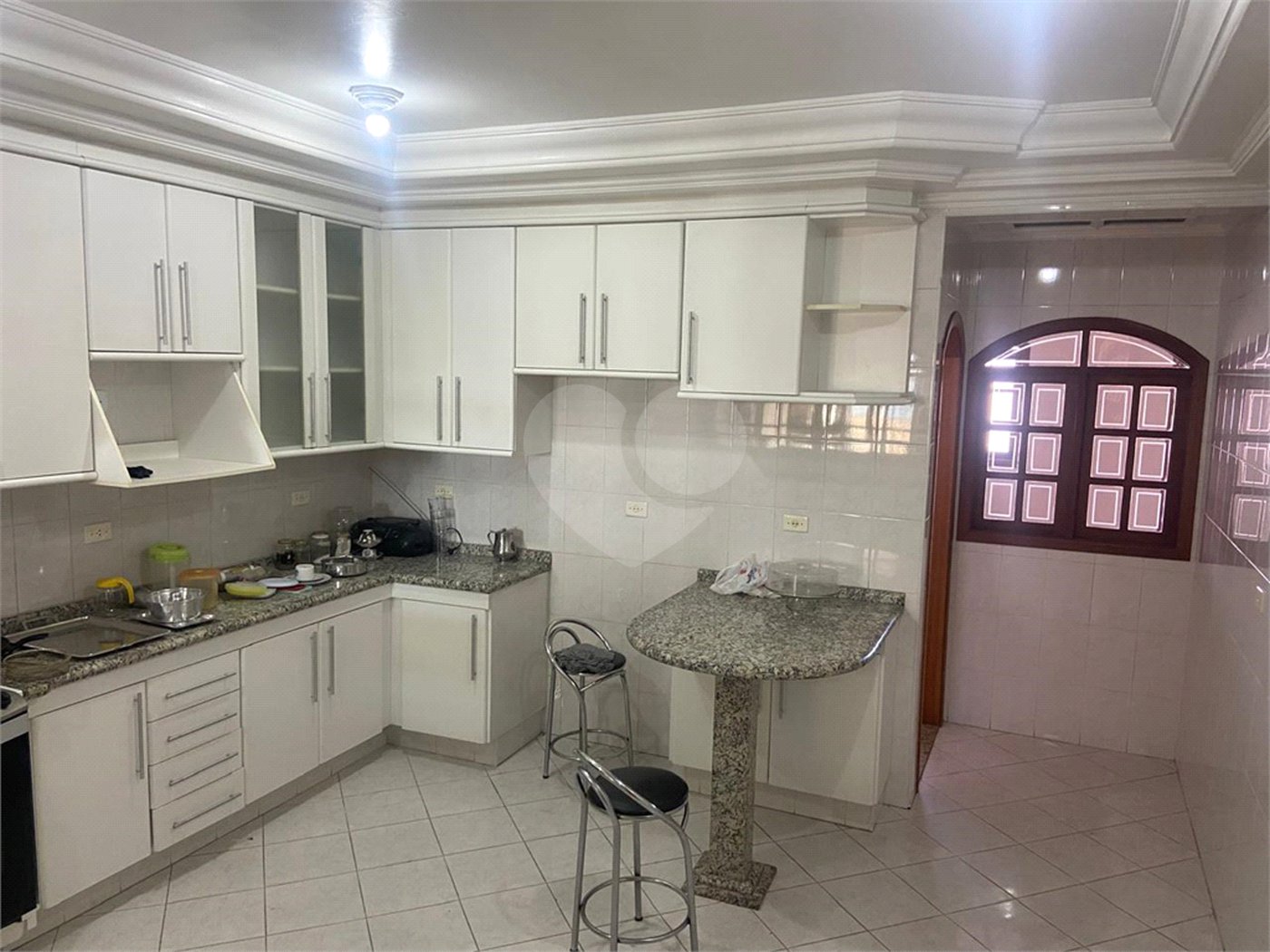Sobrado à venda com 3 quartos, sendo 1 suíte,  em Jardim Selma Helena, Poá, SP