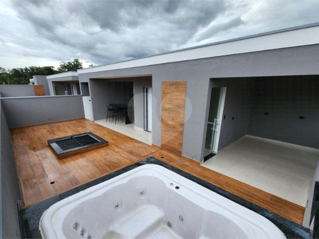 Casa à venda com 3 quartos, sendo 2 suítes,  no condomínio Varanda´s de Icamaquã, São Paulo - SP