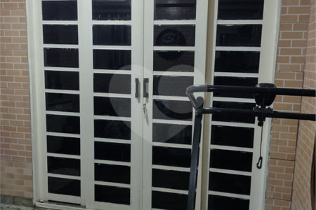 Sobrado à venda com 2 quartos, sendo 1 suíte, em Jardim Vale das Virtudes, São Paulo, SP