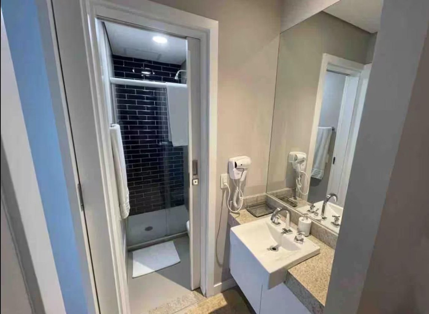 Apartamento com 1 dormitório à venda, 45 m² por R$ 780.000,00 - Gonzaga - Santos/SP