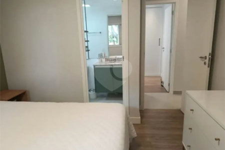 Apartamento à venda com 3 quartos, sendo 1 suíte, em Vila Gomes, São Paulo, SP