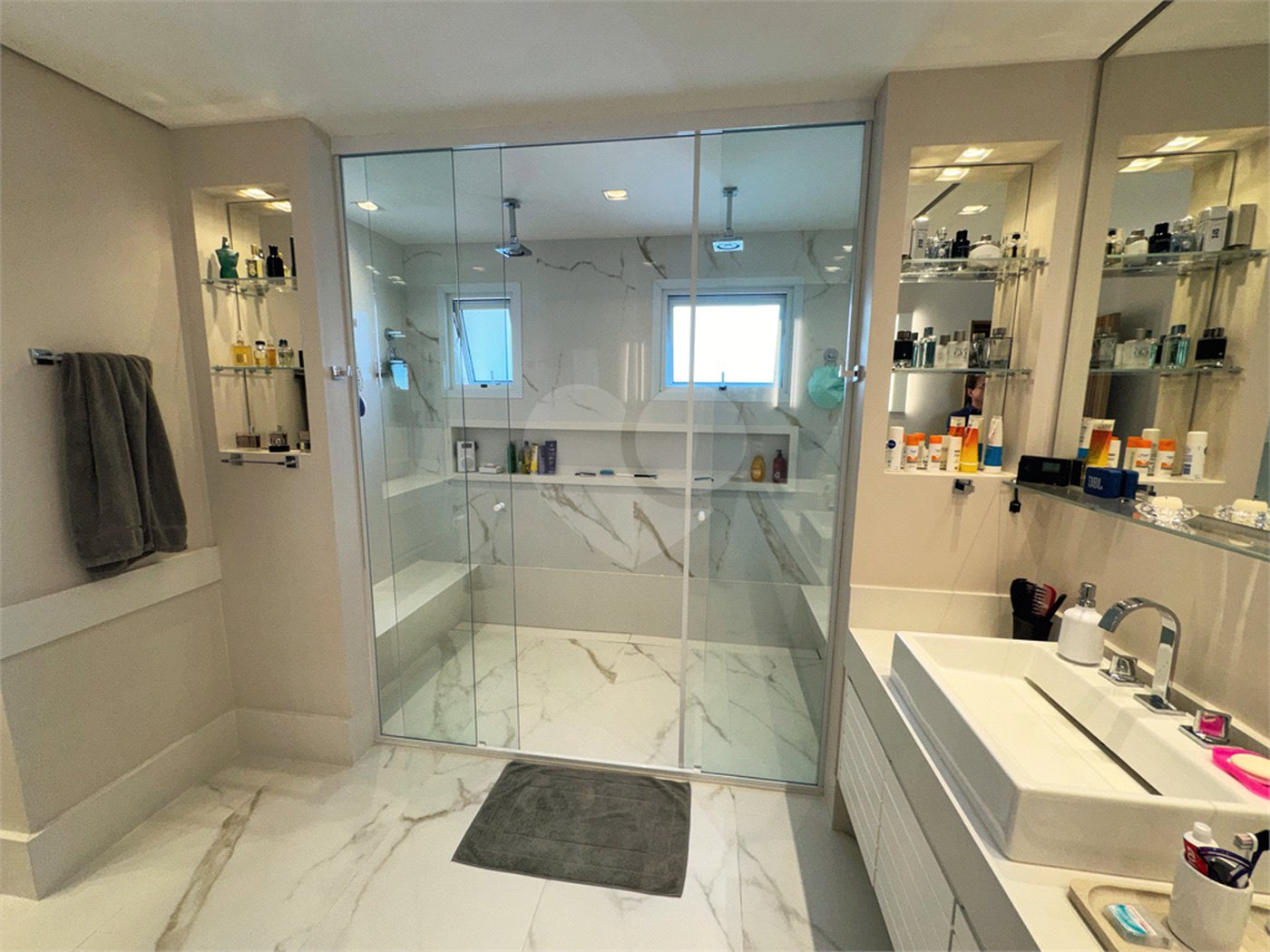 Apartamento à venda com 3 suítes em Itaim Bibi, São Paulo, SP