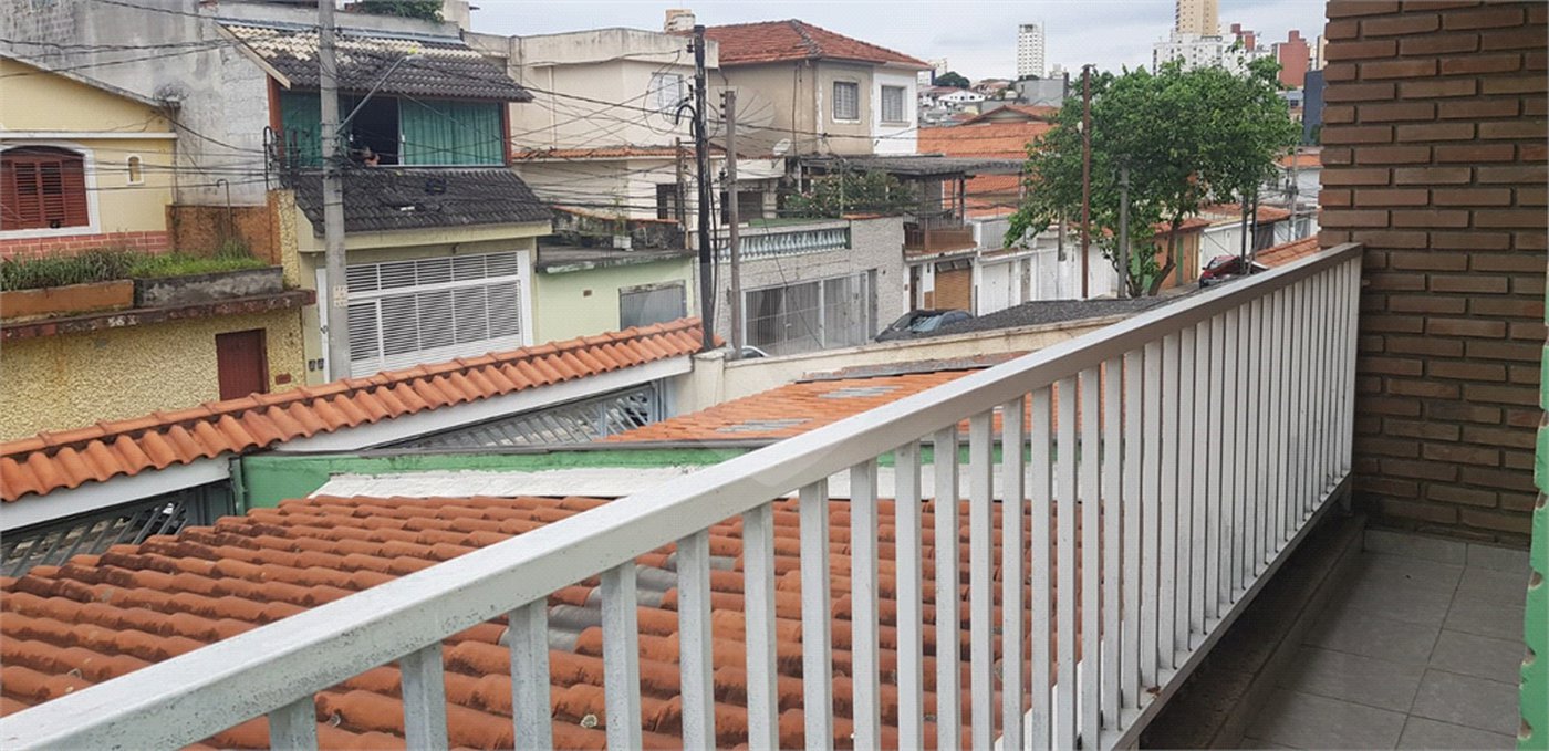 Sobrado à venda com 3 quartos, sendo 1 suíte, em Vila Vitório Mazzei, São Paulo, SP