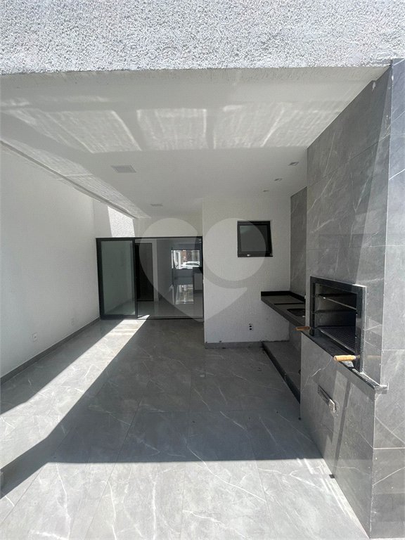 Casa à venda com 3 quartos, sendo 2 suítes, no condomínio Grand Park, Rio de Janeiro - RJ