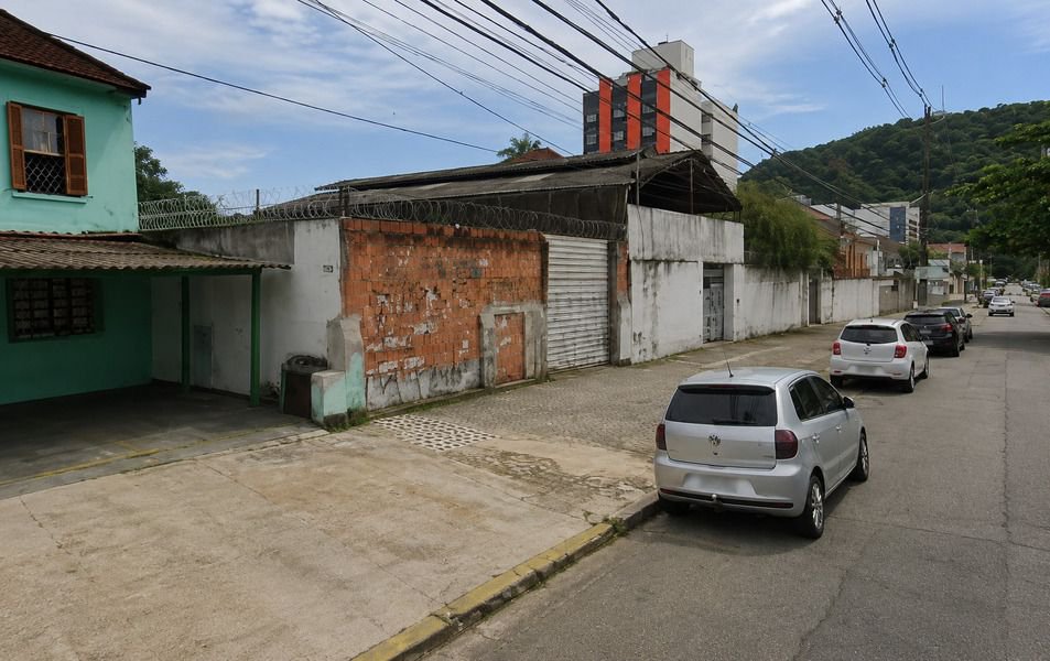 Terreno para alugar, 1600 m² por R$ 77.327,00/mês - Vila Matias - Santos/SP