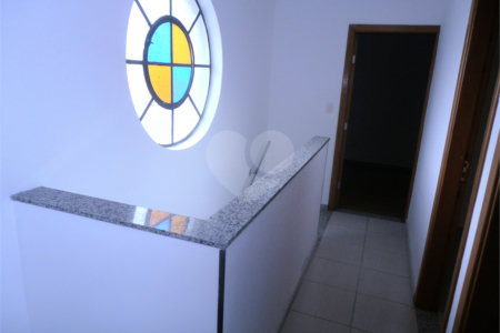 Sobrado à venda ou para alugar com 4 quartos, sendo 1 suíte, em Vila Butantã, São Paulo, SP