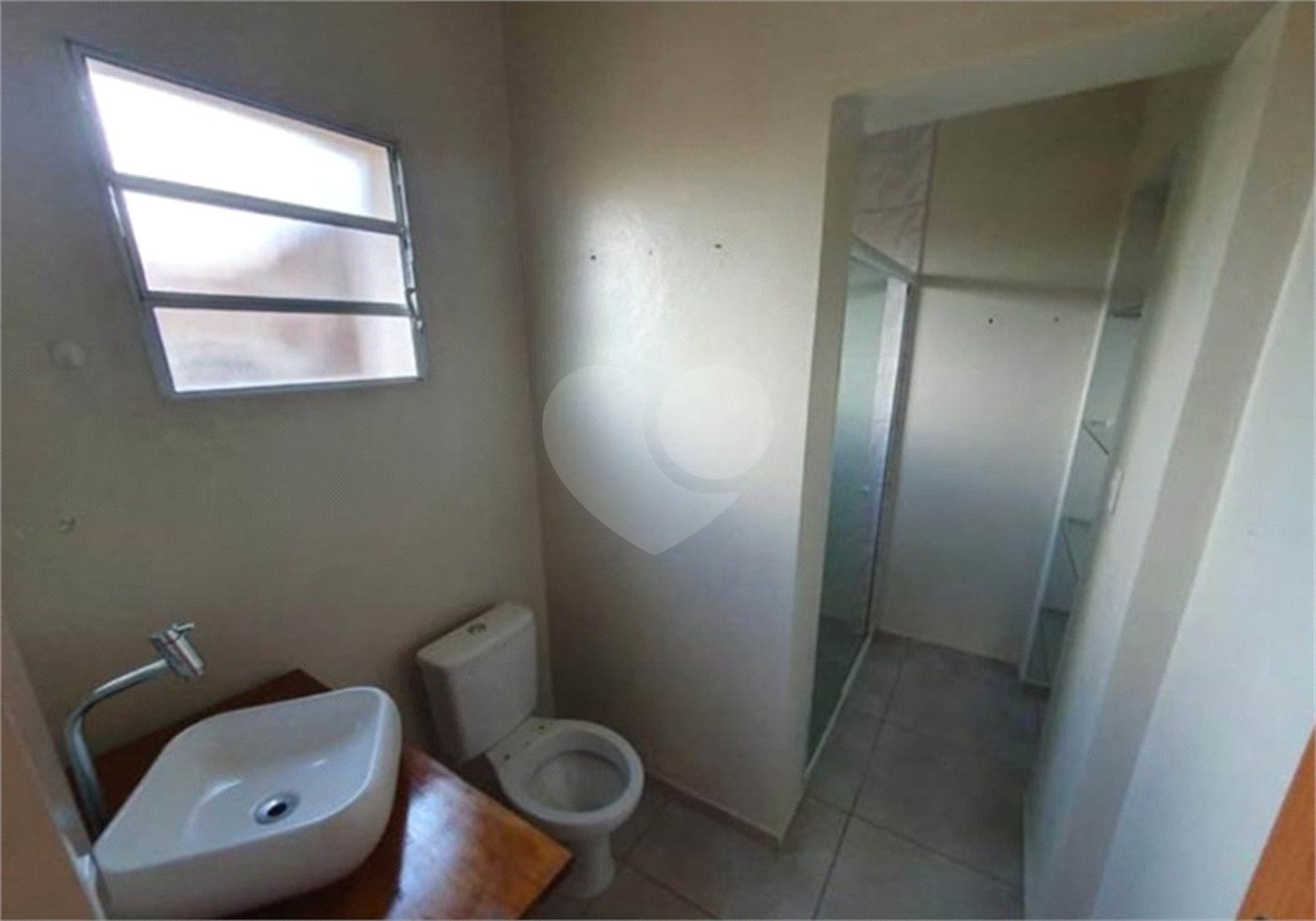 Casa à venda com 3 quartos, sendo 1 suíte, no Centro, Ouro Fino, MG