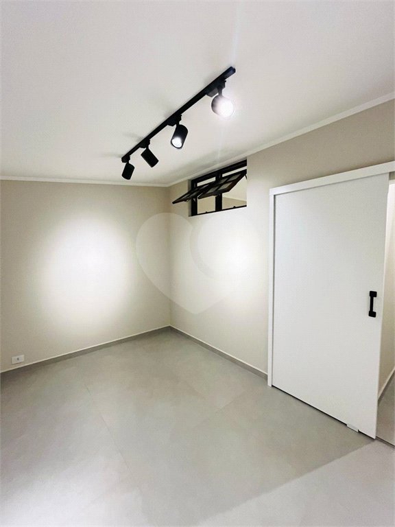 Sobrado à venda com 3 quartos em Campo Belo, São Paulo, SP