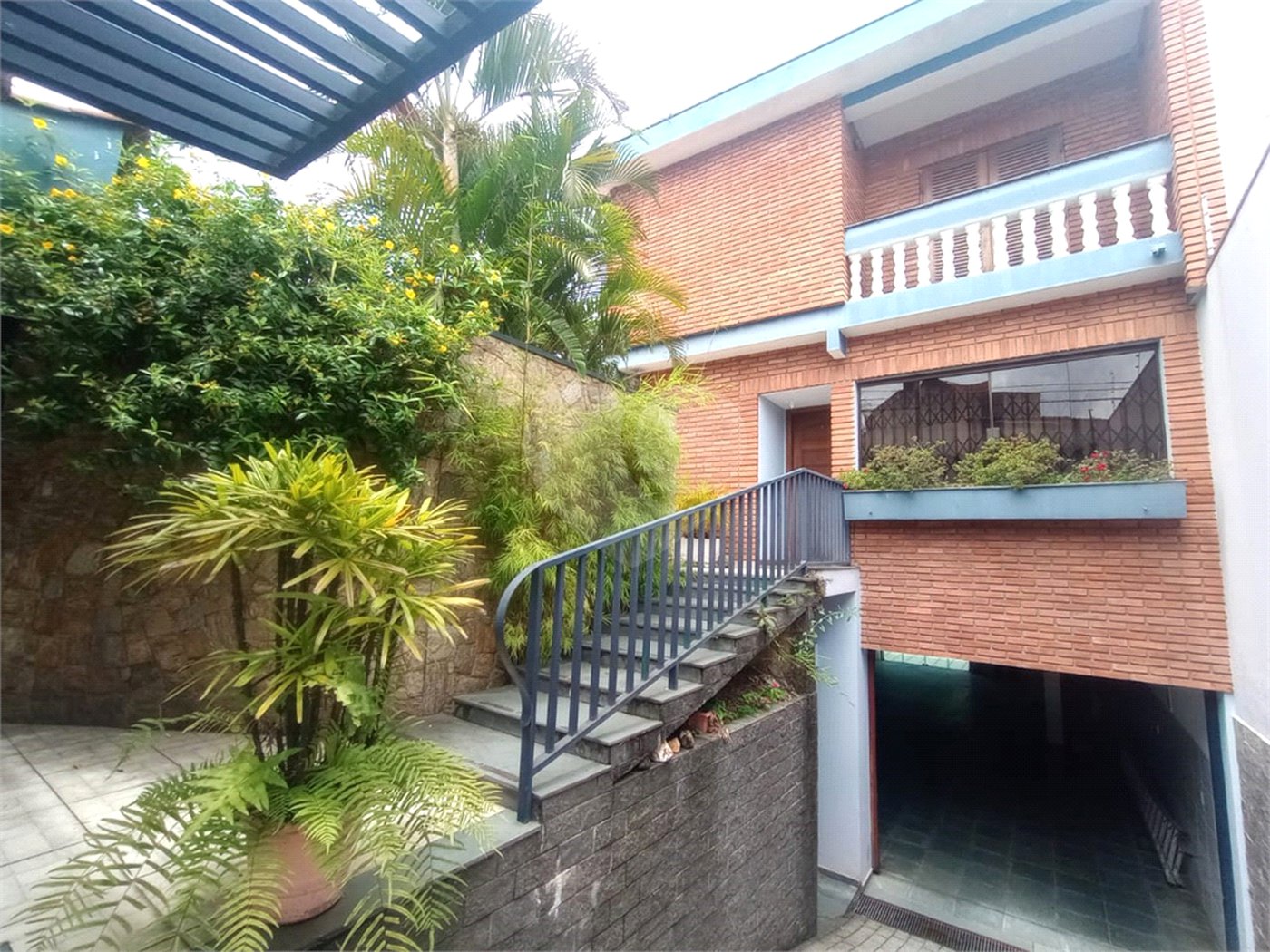 Sobrado à venda com 4 quartos, sendo 1 suíte, em Vila Macedópolis, São Paulo, SP