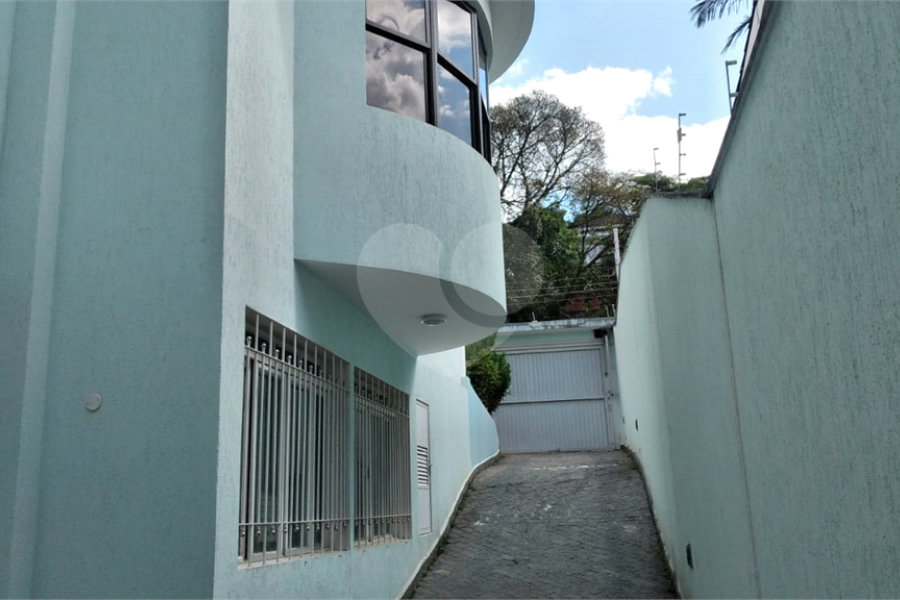 Sobrado à venda com 4 quartos, sendo 2 suítes, em Horto, São Paulo, SP