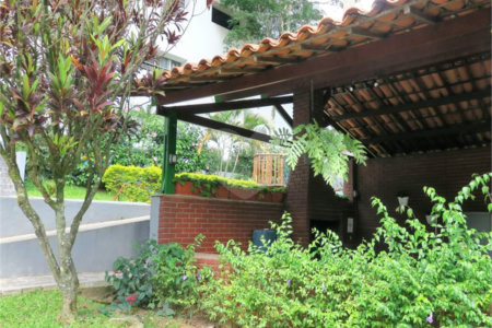 Apartamento à venda com 3 quartos, sendo 1 suíte,  em Vila Andrade, São Paulo, SP