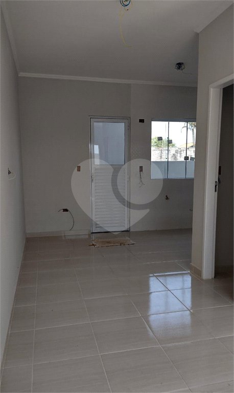 Casa à venda com 2 quartos no condomínio Residencial Bella Suissa, Mogi das Cruzes - SP
