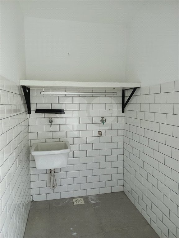 Casa à venda com 3 quartos, sendo 1 suíte, no condomínio Paraíso Classe A, Rio de Janeiro - RJ