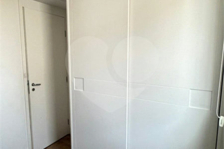 Apartamento à venda com 3 quartos, sendo 1 suíte, em Jardim Belaura, São Paulo, SP