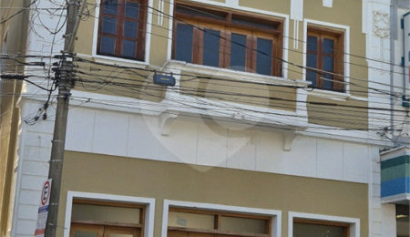 Sobrado à venda com 3 quartos no Centro, São Carlos, SP