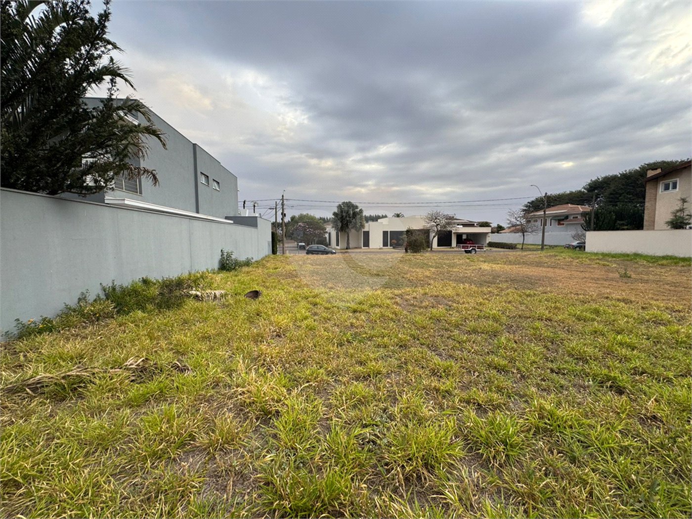 Terreno á venda, no Residencial Damha I, em São Carlos.
