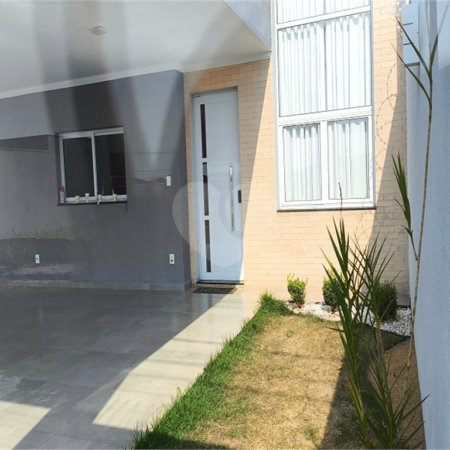Casa térrea a venda no Jardim Embaré