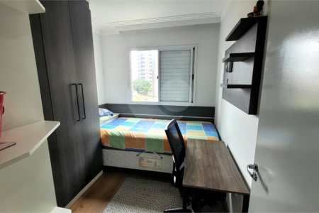 Apartamento à venda com 3 quartos, sendo 1 suíte, no Centro, Osasco, SP