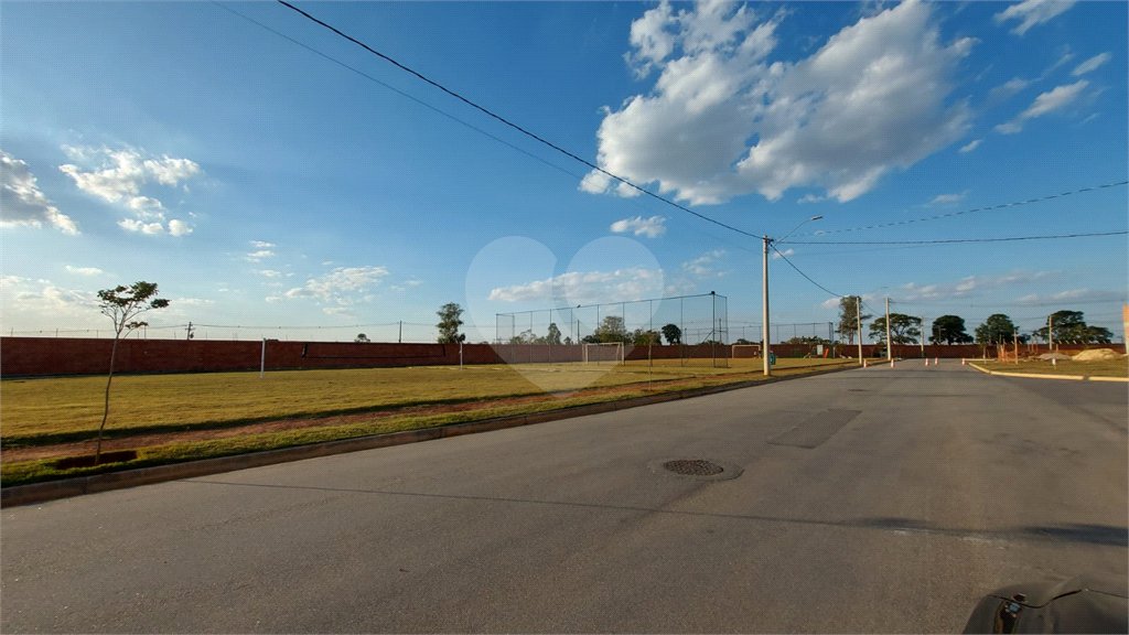 Casa à venda com 3 quartos, sendo 1 suíte,  no condomínio Residencial Villagio Wanel, Sorocaba - SP