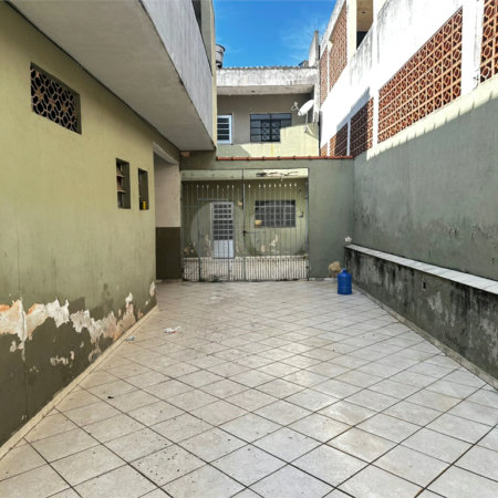 Casa à venda com 4 quartos em Jardim Casa Branca, Suzano, SP