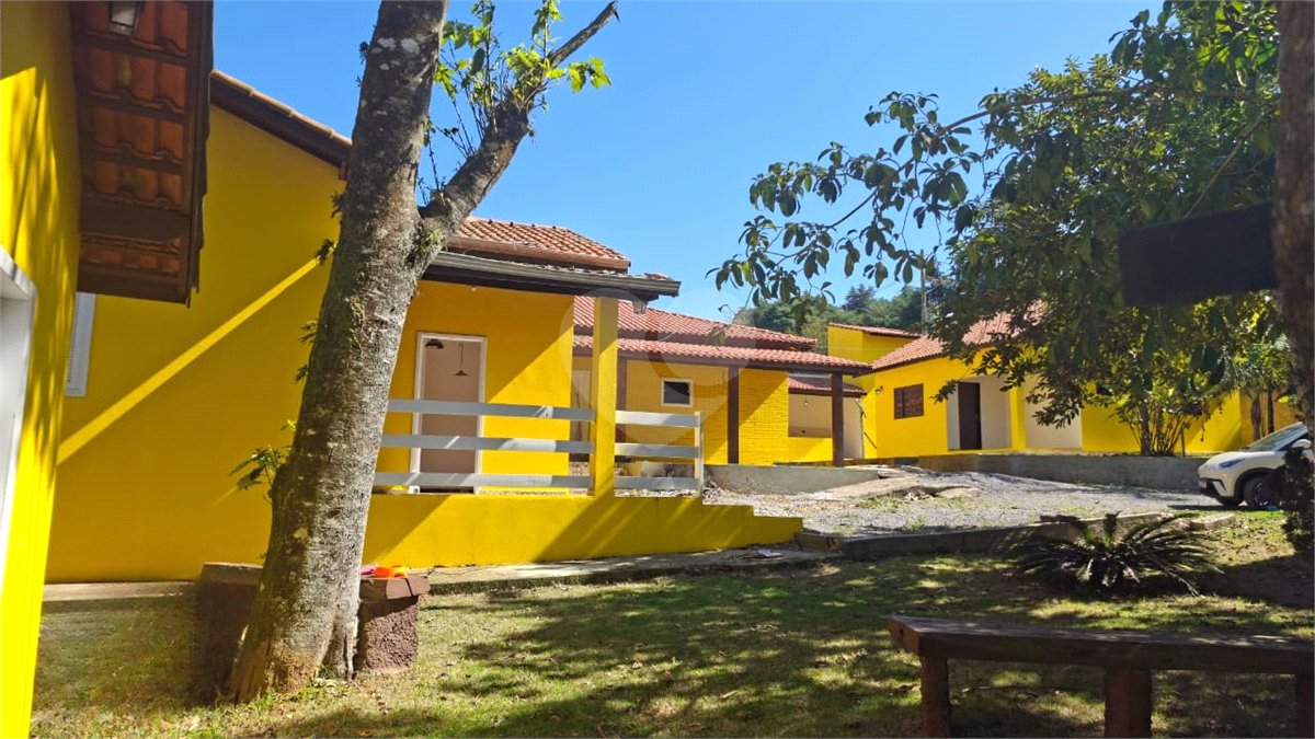 Chácara à venda com 3 suítes em Vila Xisto, São Miguel Arcanjo, SP