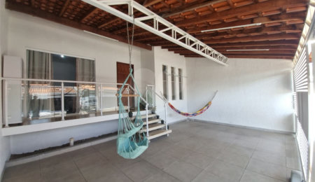 Casa Térrea à venda com 2 quartos, sendo 1 suíte,  em Jardim Wanel Ville V, Sorocaba, SP