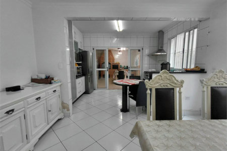 Casa à venda com 3 quartos, sendo 1 suíte, em Vila Ipojuca, São Paulo, SP