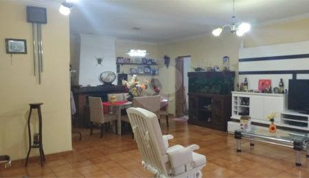 Casa Térrea à venda com 5 quartos, sendo 1 suíte,  em Santana, São Paulo, SP