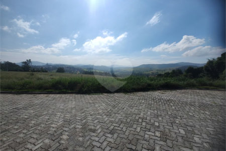Terreno à venda no condomínio Residencial Solar São Judas Tadeu, Piracaia - SP