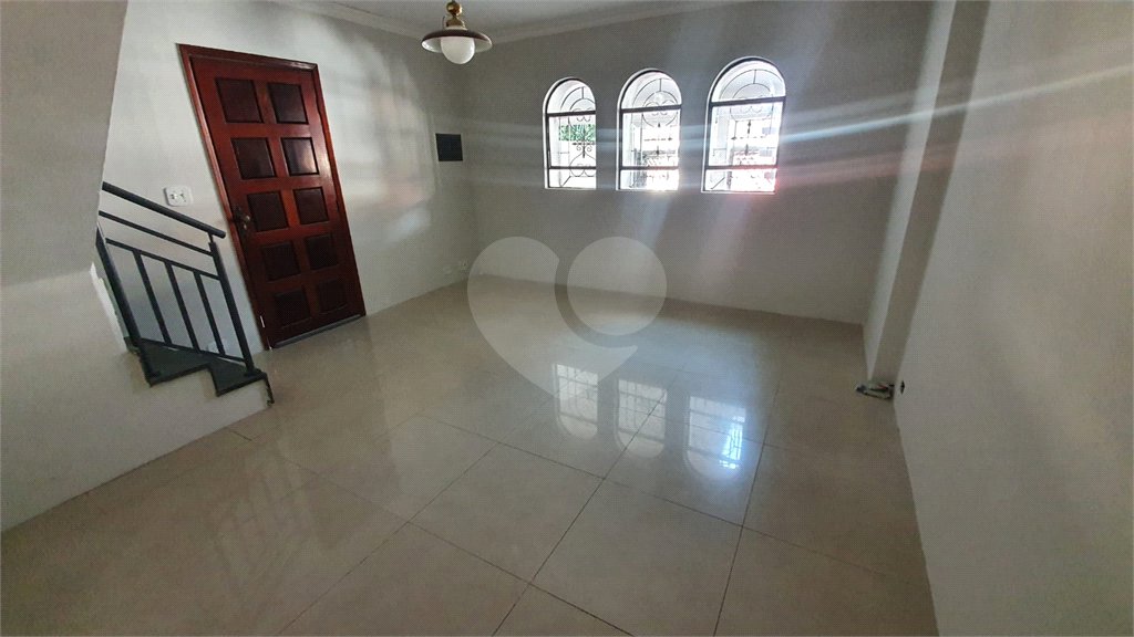 Sobrado à venda com 3 quartos, sendo 1 suíte,  em Horto, São Paulo, SP