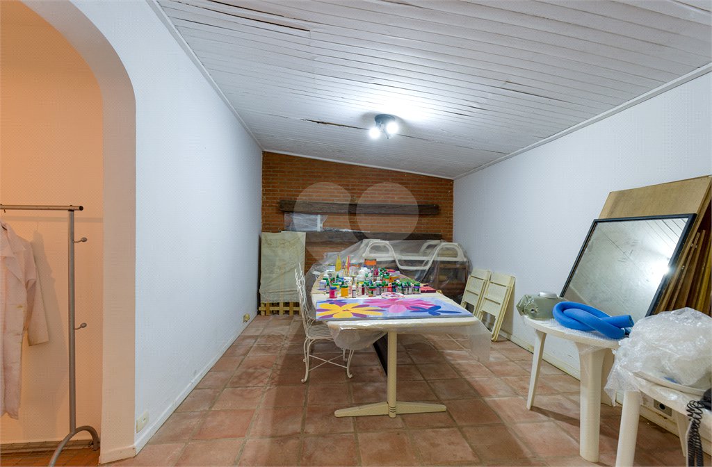 Casa Térrea à venda com 5 quartos, sendo 2 suítes, em Alto da Boa Vista, São Paulo, SP