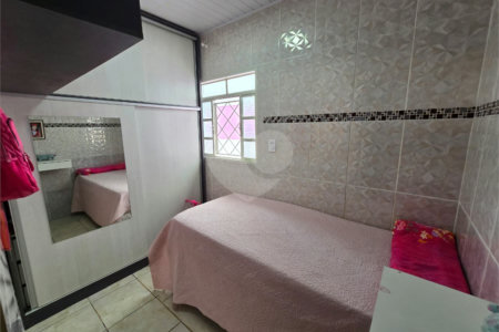 Casa à venda com 2 quartos em Vila Messias, Alambari, SP